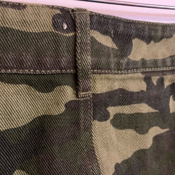 Camo Jean Skirt - Medium - Has Pockets! - Picture 7 of 7